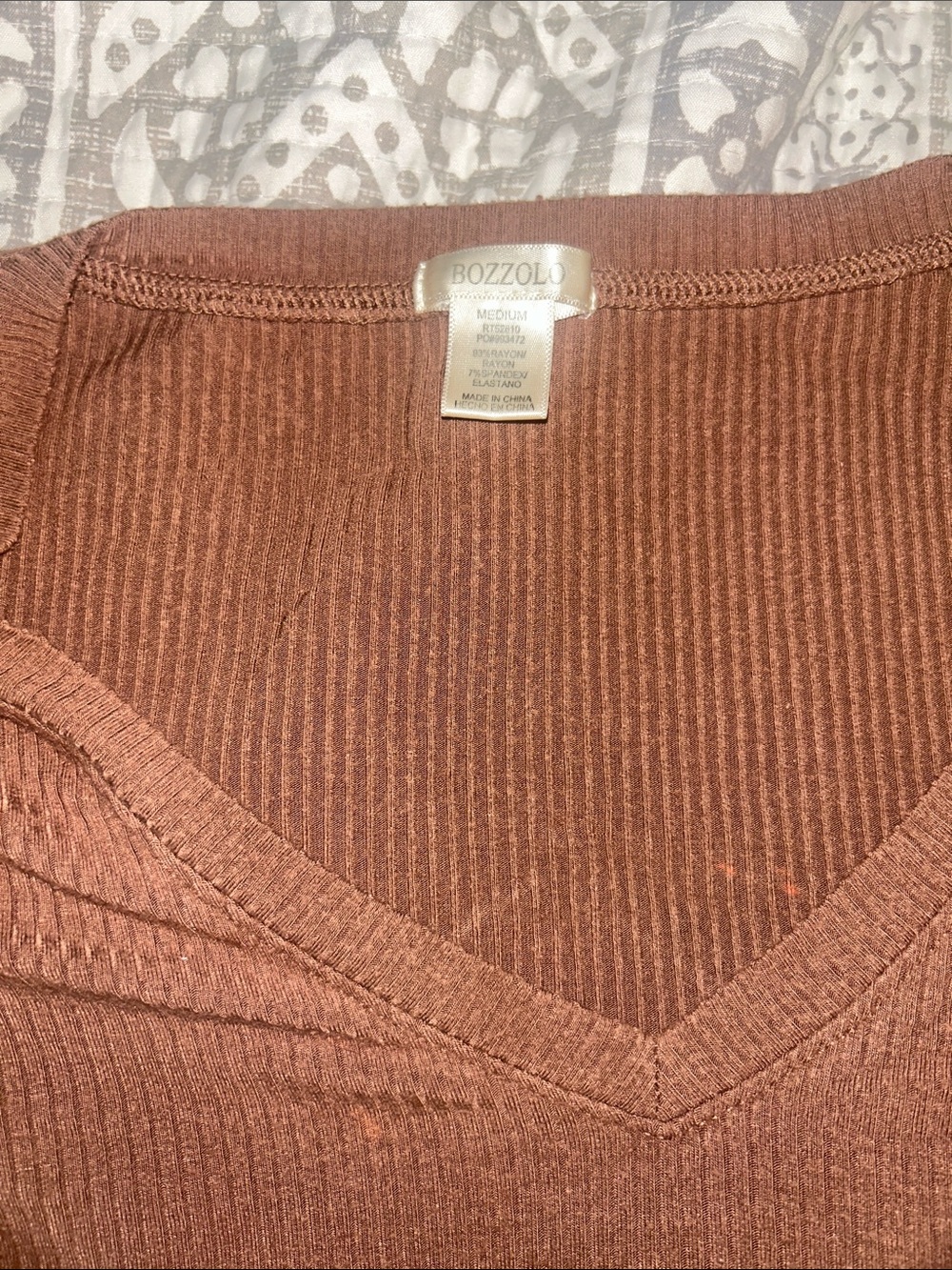 Bozzolo Rust Ribbed V-Neck Top - Picture 2 of 2